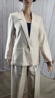 Vintage Jaclyn Smith Cream Color Pinstripe 2 pc Pant Suit Blazer Women 8